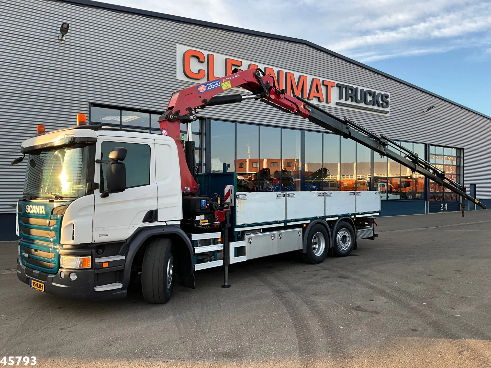 Scania P 2017 - 320 Euro 6 HMF 26 Tonmeter laadkraan obrázek 1