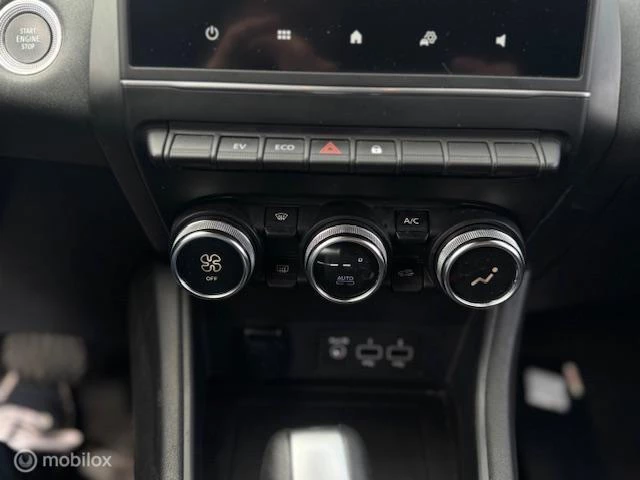 Renault Captur 2022 - 1.6 E-Tech Hybrid 145 Intens imagem 12
