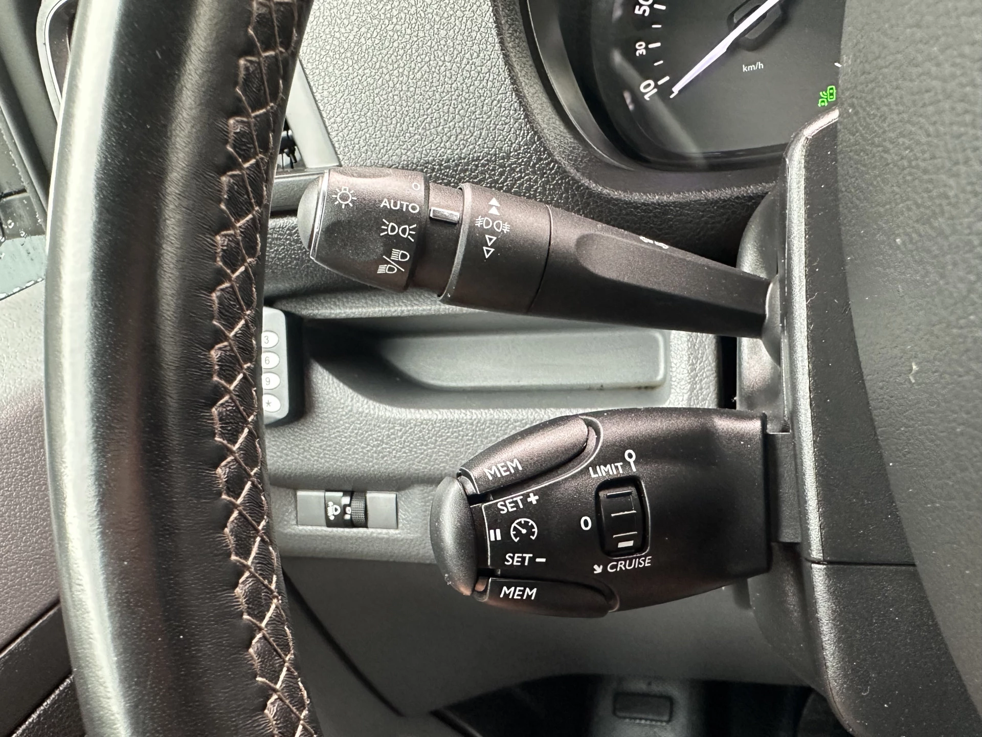 Opel Vivaro 2020 - 2.0 CDTI 150 PK SPORT / L3H1 / 1e EIG. / ALUCA INRICHTING / TREKHAAK / CAMERA / BLIND SPOT / ECC / CRUISE immagine 19