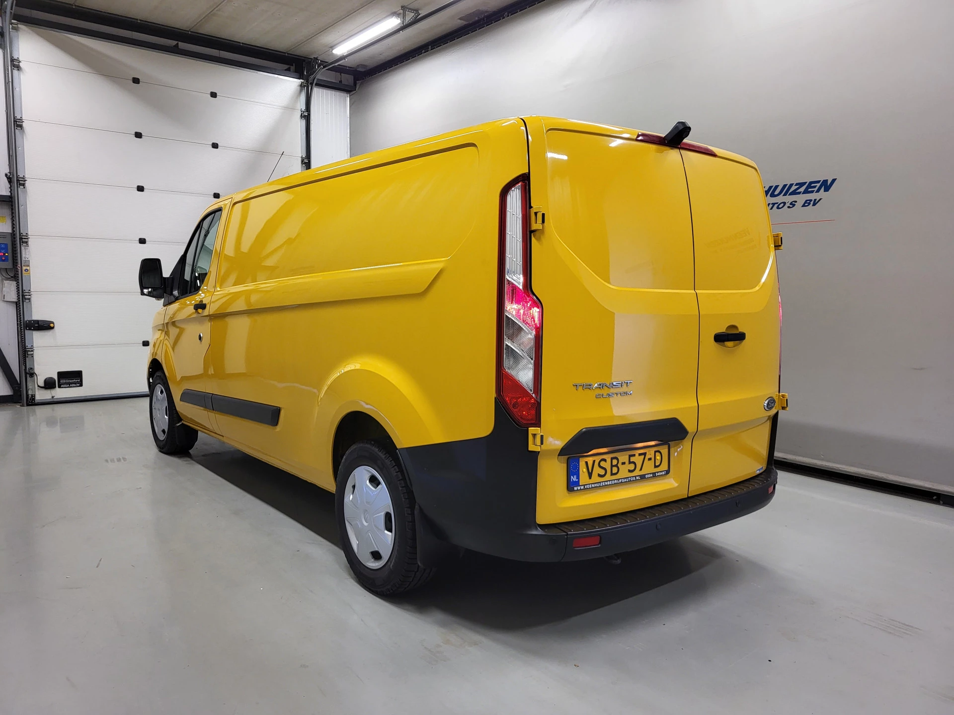 Ford Transit Custom 2022 - 2.0TDCI L2/H1 2800kg Trekgewicht Euro 6! obrázek 14