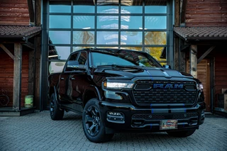 Dodge Ram 1500 2024 - Big Horn immagine 1