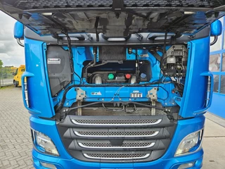 DAF XF 530 2018 - 8X2 Haakarm VDL 25 ton image 21