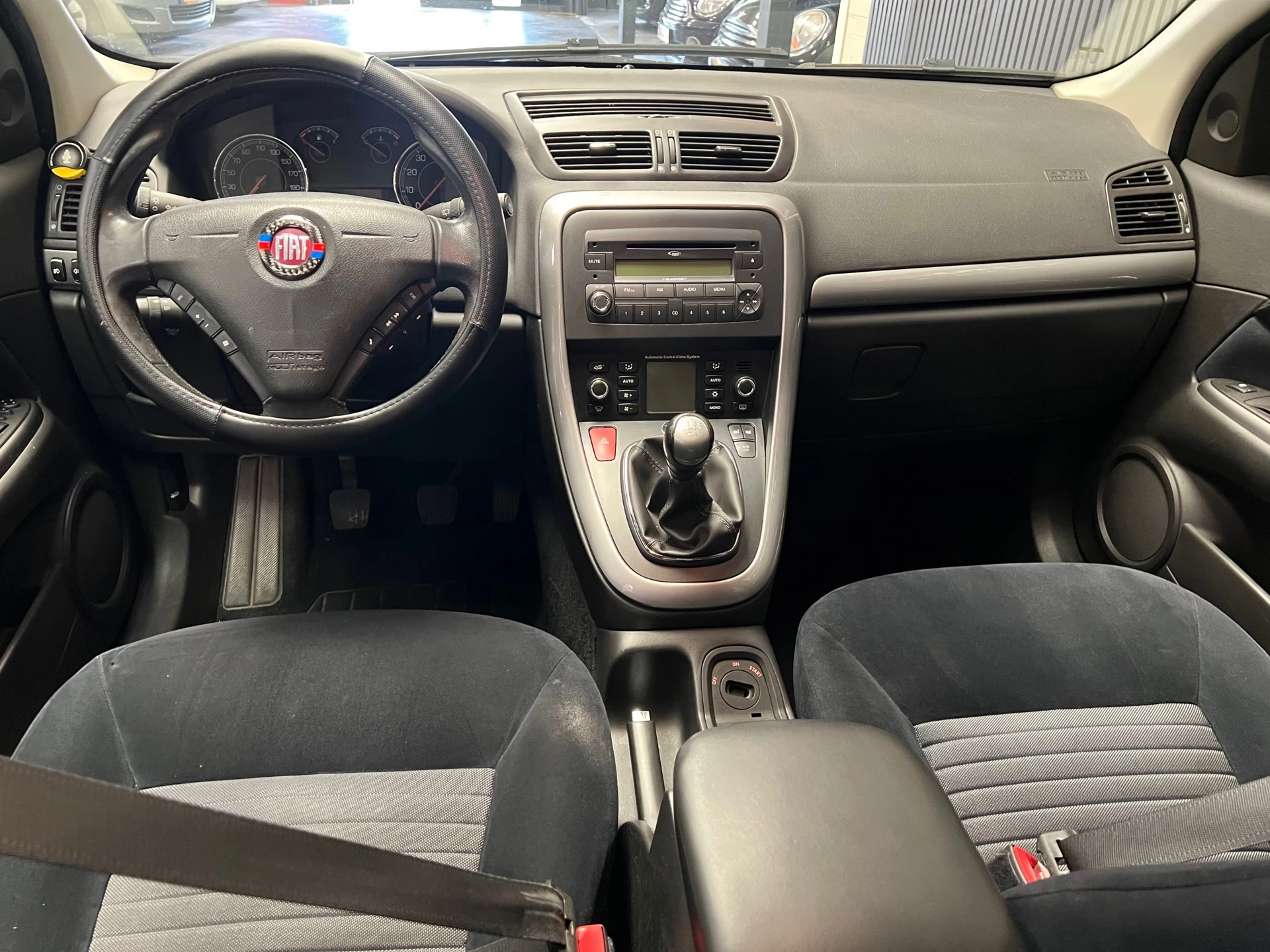 Fiat Croma 2008 - 1.8 16V Corporate Nette Auto - Cruise - Parksensor - Airco afbeelding 3