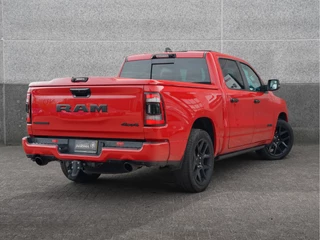 Dodge Ram 1500 2024 - 5.7L V8 4x4 Crew Cab Laramie Night immagine 2