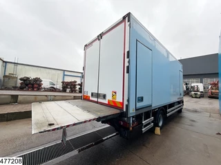 DAF N/A 2018 - LF 230 EURO 6, Dhollandia, Carrier, 2 comp изображение 2