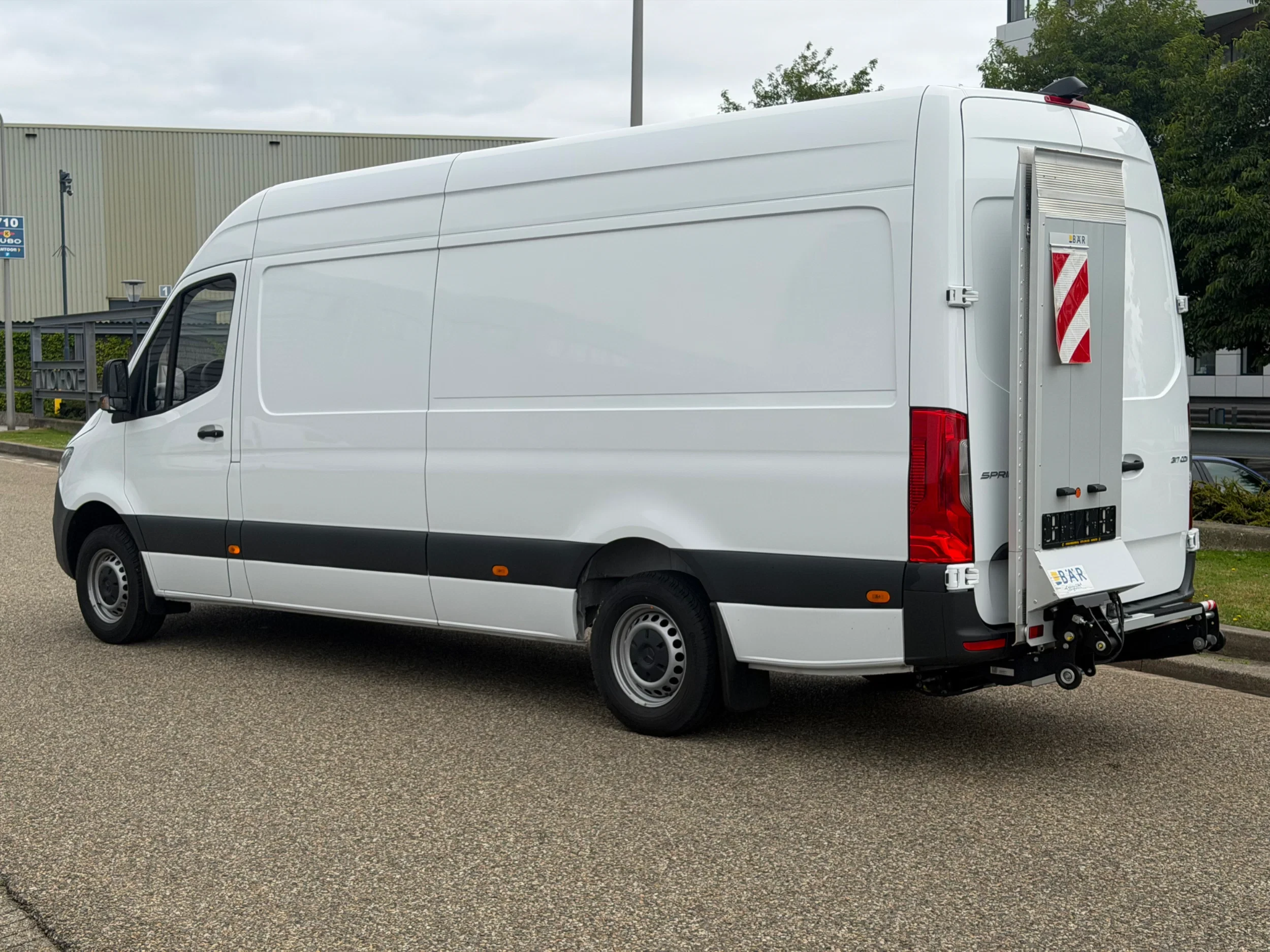 Mercedes-Benz Sprinter 2024 - 317CDI L3H2 Laadklep Airco Cruisecontrol NIEUW BPM VRIJ afbeelding 4