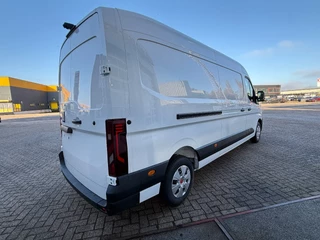 Renault Master 2026 - Red Edition E-TECH L3H2 NIEUW/ VOORRAAD / 22kW boardlader obrazek 4