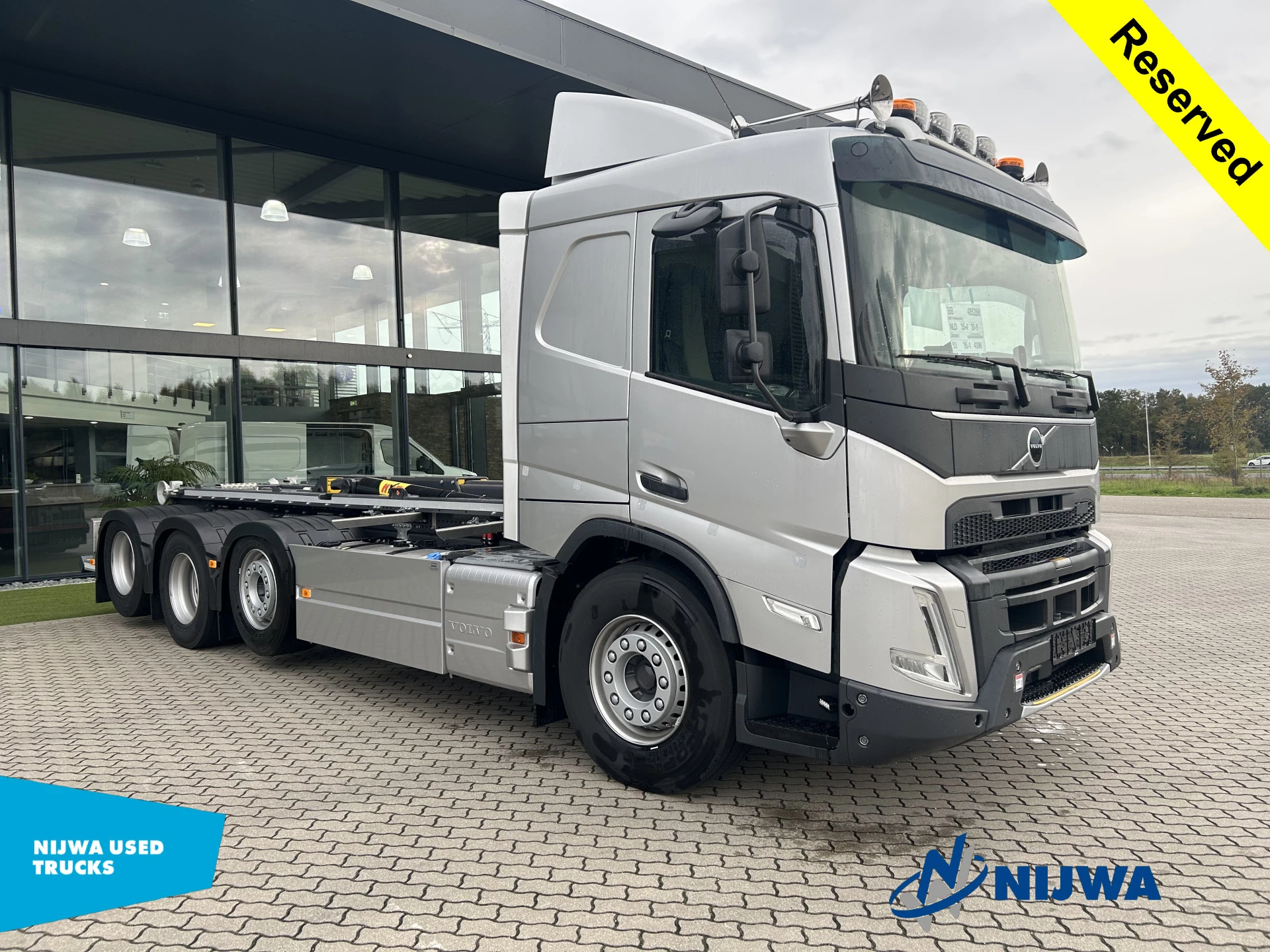 Volvo FMX 540 8x2 Hyva Haakarm + Vangmuil 2025 Bild 2