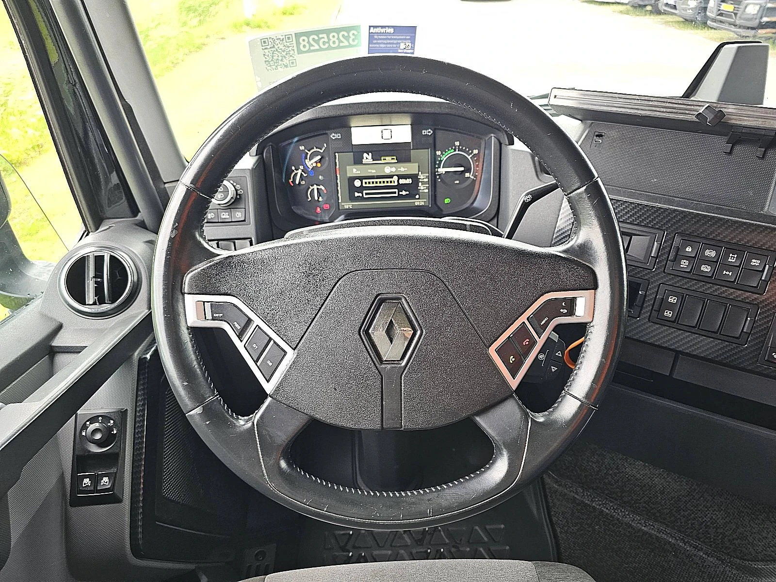 Renault 2022 - T 480 изображение 10
