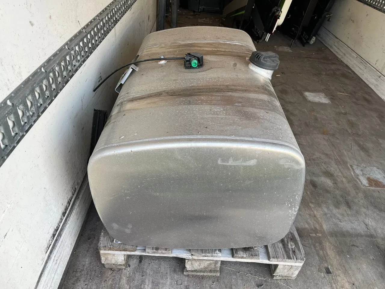 DAF 2024 - Brandstoftank diesel 340L 2198108 immagine 3