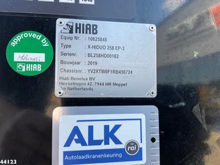 Volvo FM 420 8x2 Hiab 25 Tonmeter laadkraan Welvaarts laadkraan weegsysteem 2024 - N/A imagem 28