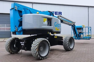 Genie 2021 - Z60/37FE Valid Inspection, Hybrid, 4x4 Drive, 20m image 2 miniature