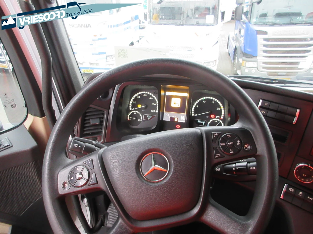 Mercedes-Benz Actros 2022 - 1951. Bild 6