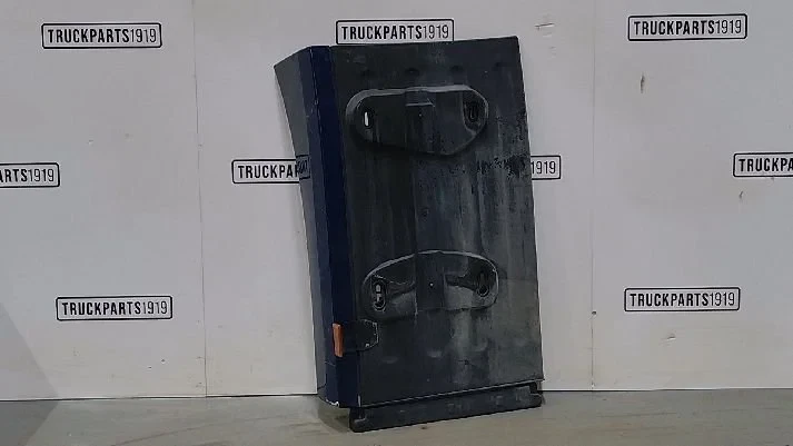 Mercedes-Benz - Body & Chassis Parts Spatbord voor Li. MB afbeelding 1