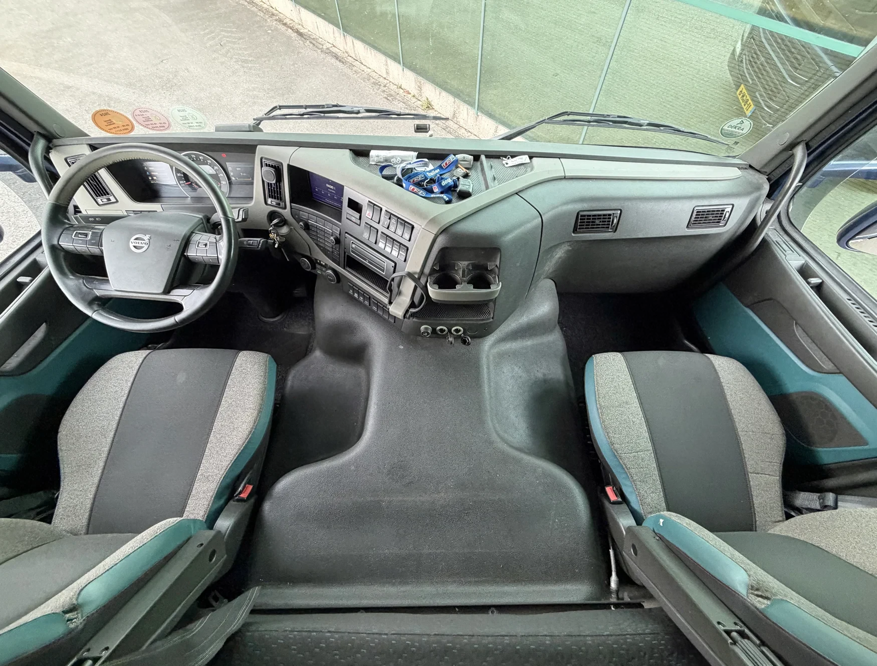 Volvo FM 2015 - VOL LUCHT GEVEERD 6 KARREN BAK THEO MULDER KOELING KACHEL Bild 14