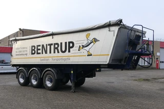 Kempf 2014 - SKM 35/3 | Tipper/Kipper | Isolated | 2014 | BPW Axles | Lift Axle | Alcoas | Toolbox | German Trailer te koop