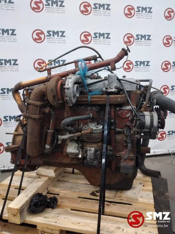 Renault - Occ motor Renault Midlum afbeelding 1