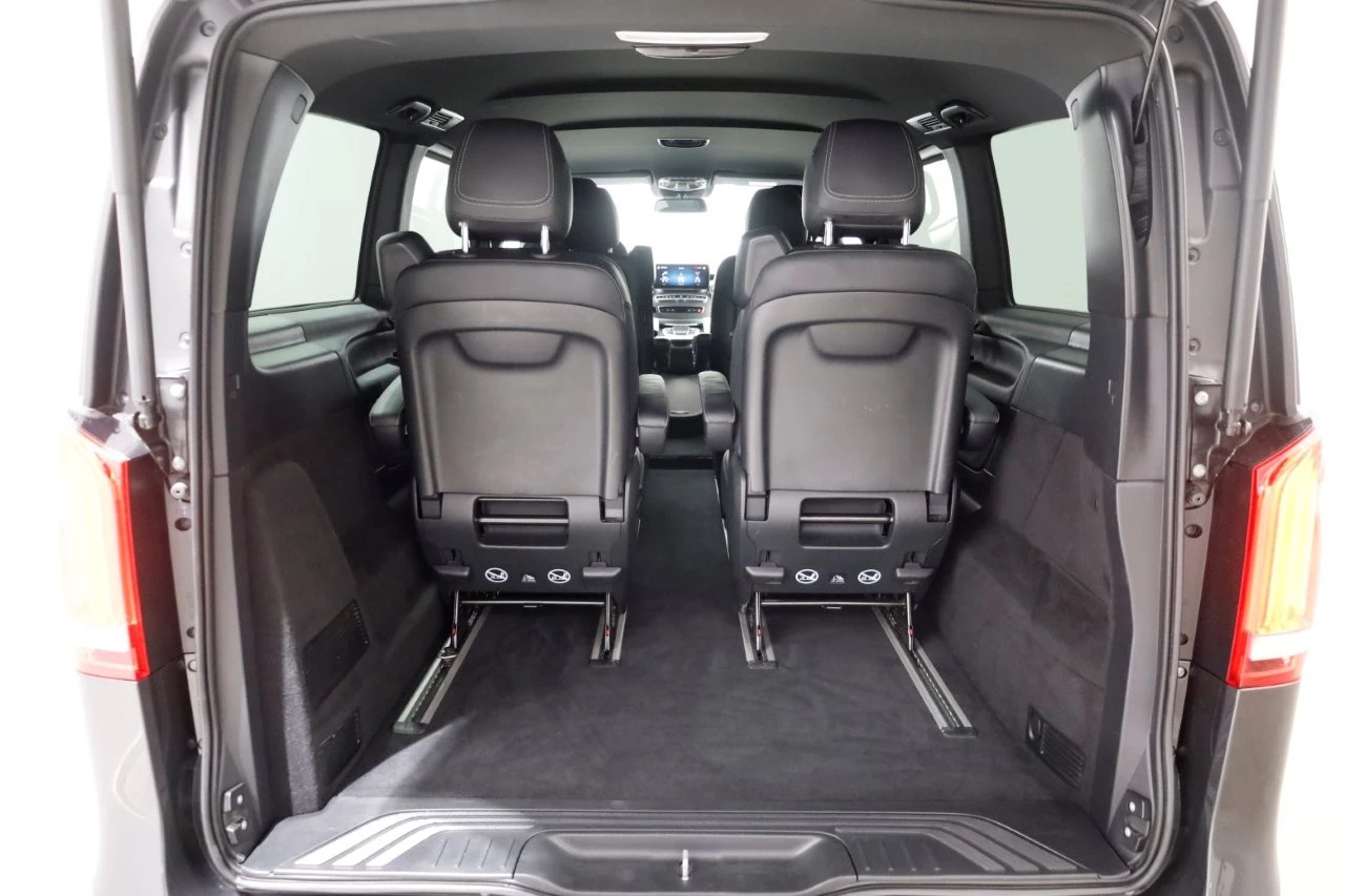 Mercedes-Benz V-Klasse 2021 - 300d 4-MATIC Lang Edition AMG Personenbus INCL. BTW/BPM 09-2021 afbeelding 17