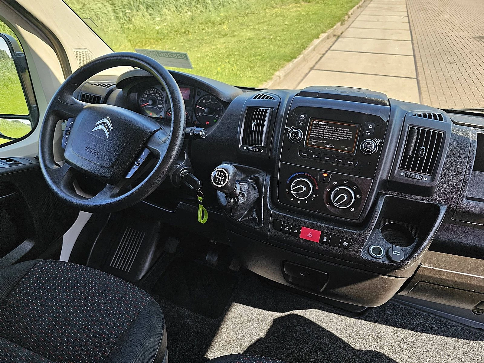 Citroën Jumper 2022 - 2.2 obrázek 8