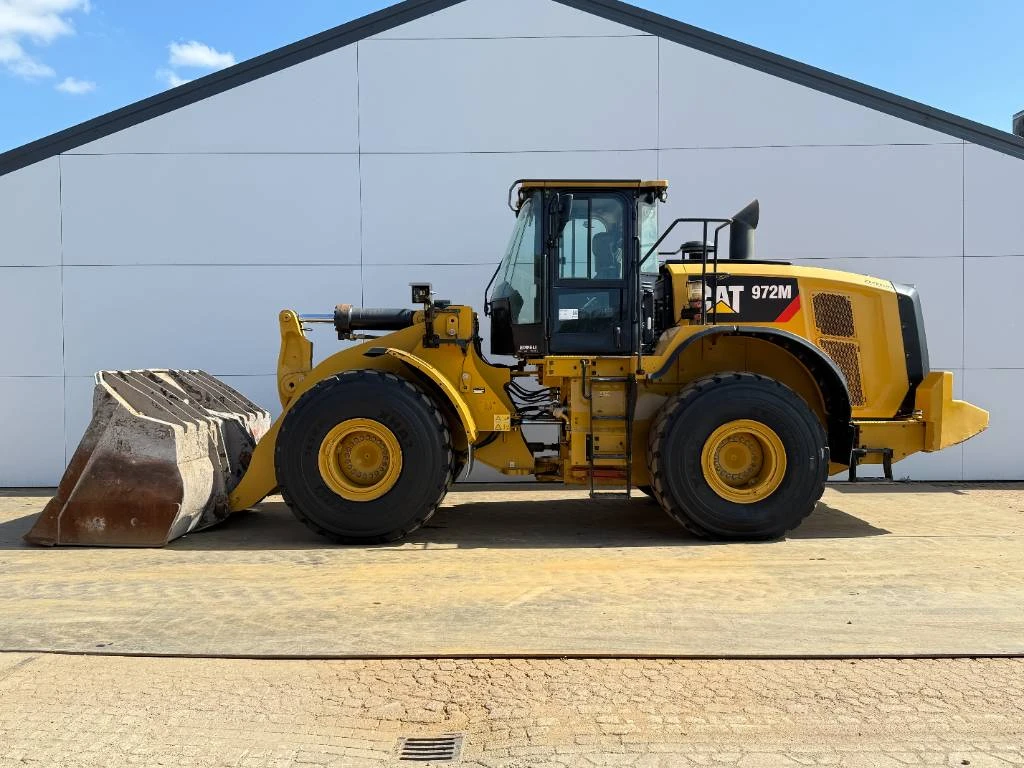 Cat 2019 - 972M - German Machine / Automatic Greasing image 1