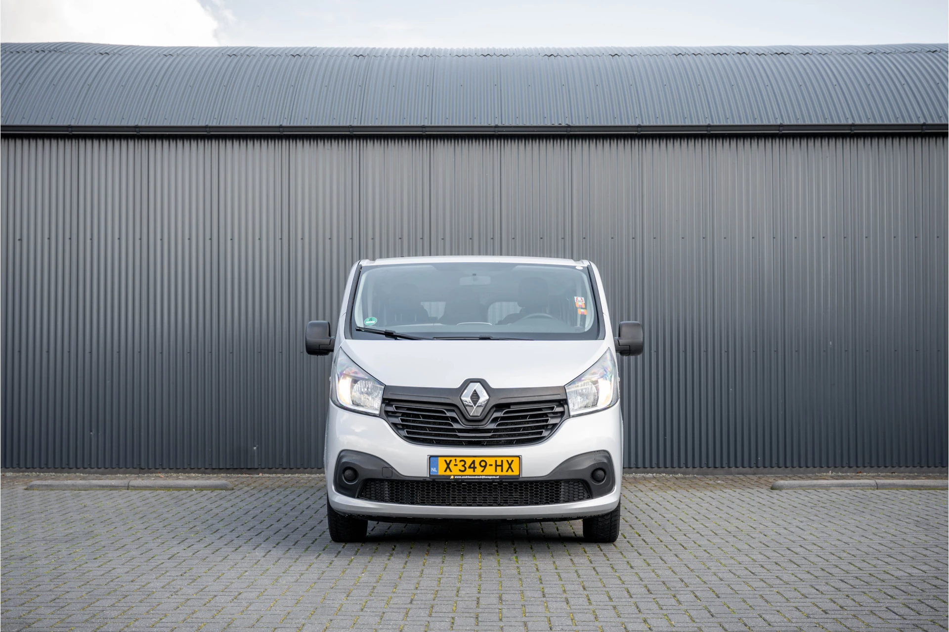 Renault Trafic 2018 - Passenger **1.6dCi 9-Pers L2H1 | Incl. BPM, BTW vrij | R-Link | Navi | Airco | Cruise | PDC | MF Stuur | Start / Stop** zdjęcie 3