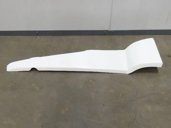 DAF - Body & Chassis Parts Dakspoiler zijstuk Re. DAF afbeelding 1