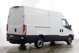 Iveco Daily 2018 - 35S16 160pk E6 L2H2 HiMatic Automaat Airco/Camera/Trekhaak 3500kg 02-2018 immagine 2 miniatura