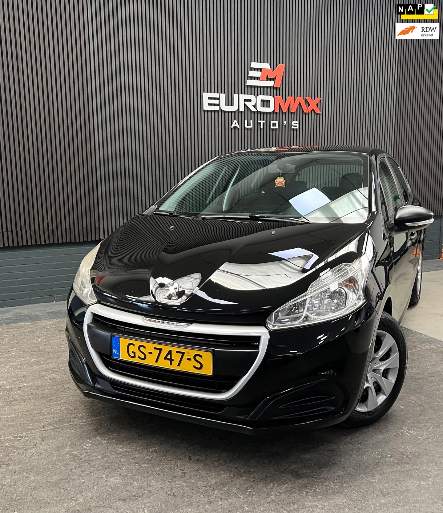 Peugeot 208 2015 - 1.0 PureTech Access - 2e eigenaar - Airco - Cruise - Nette auto. изображение 1