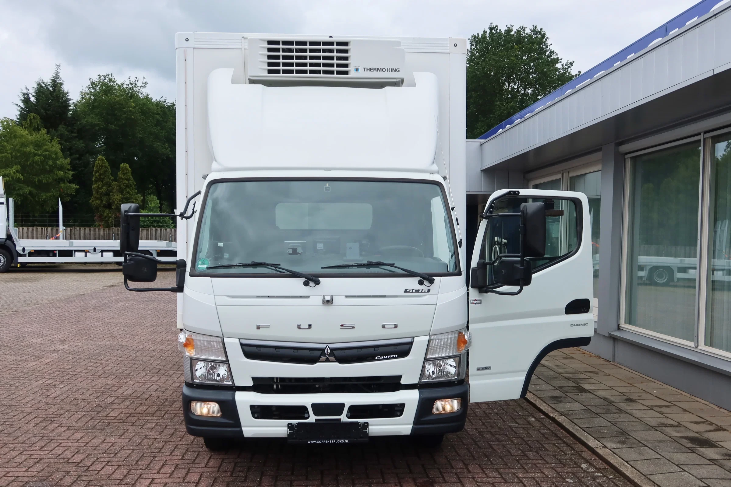 FUSO Canter 2020 - 9 C 18 Thermoking V500 Max+ Palfinger 1500kg klep obrázek 16