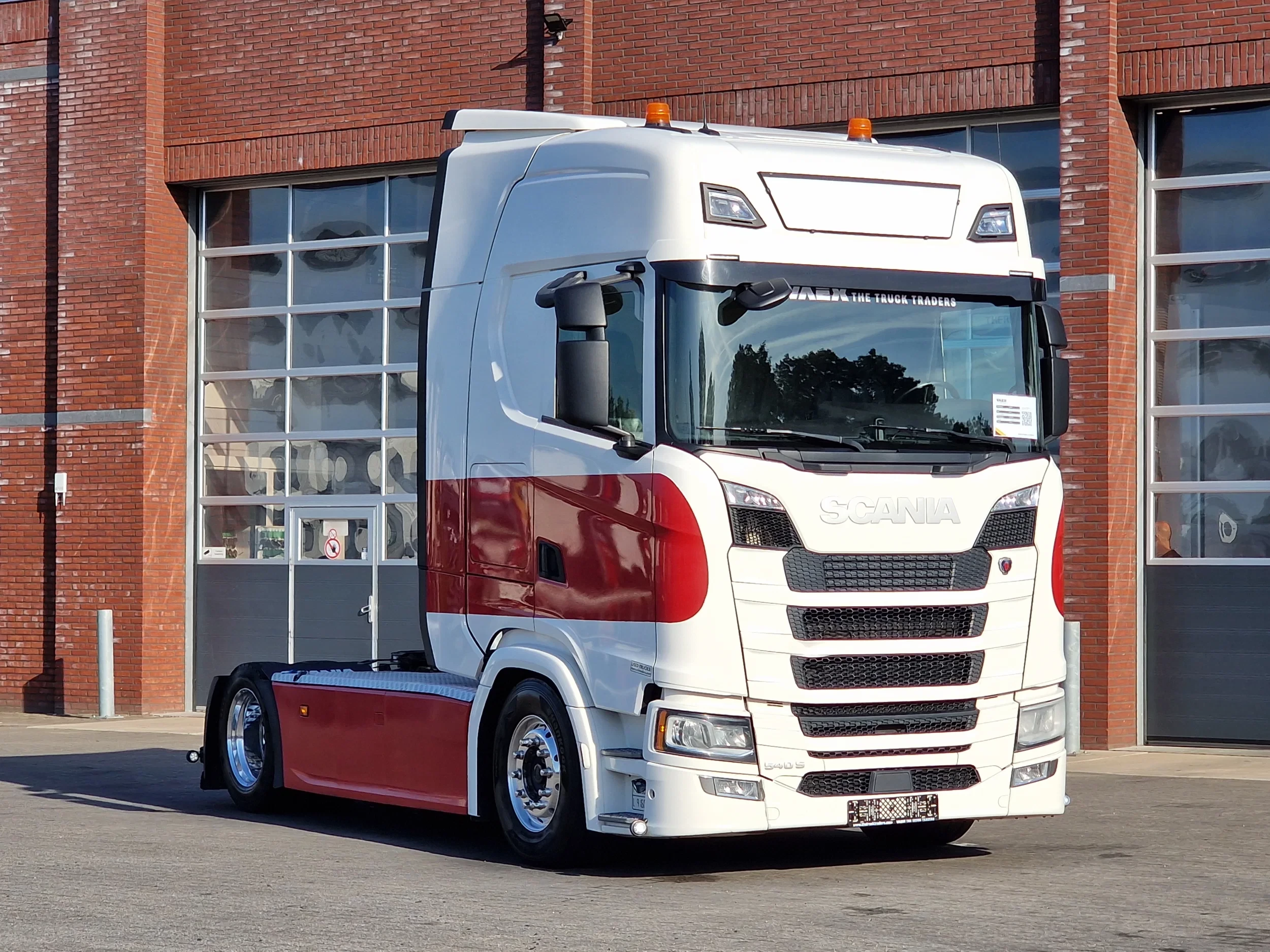 Scania S 2021 - S540 NGS Highline 4x2 - Low deck - Retarder - Custom interior - Night clima - Full air - Led - Navi obrázek 1