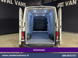 Volkswagen Crafter 2022 - 2.0 TDI 140pk Automaat L4H3 L3H2 Euro6 Airco | Camera | Apple Carplay image 2