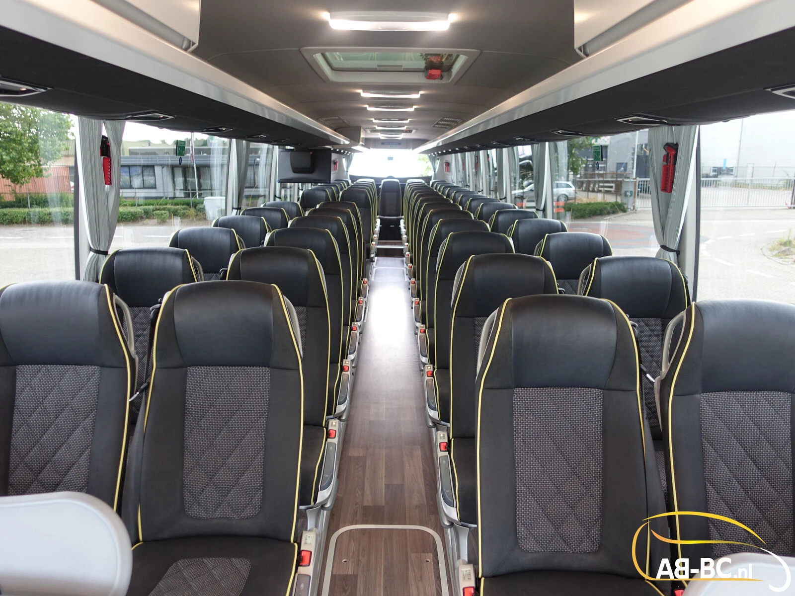 Mercedes-Benz Tourismo RHD 2023 afbeelding 74