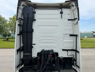 Volvo FH 2016 - 13.460 EURO 6 ONLY 766.000 KM FULL SPOILER 2X TANKS HOLLAND-TRUCK imagen 21