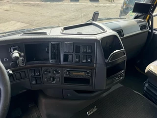 Volvo FH 2010 - 16.550 6X4 EURO 5 MET HYDROLIEK, 70TN obrazek 10