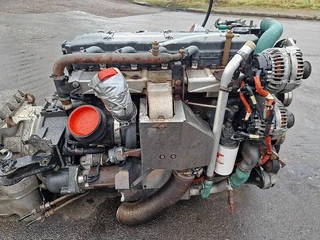 Cummins ISB6.7 EV225B 2010 image 3 miniature