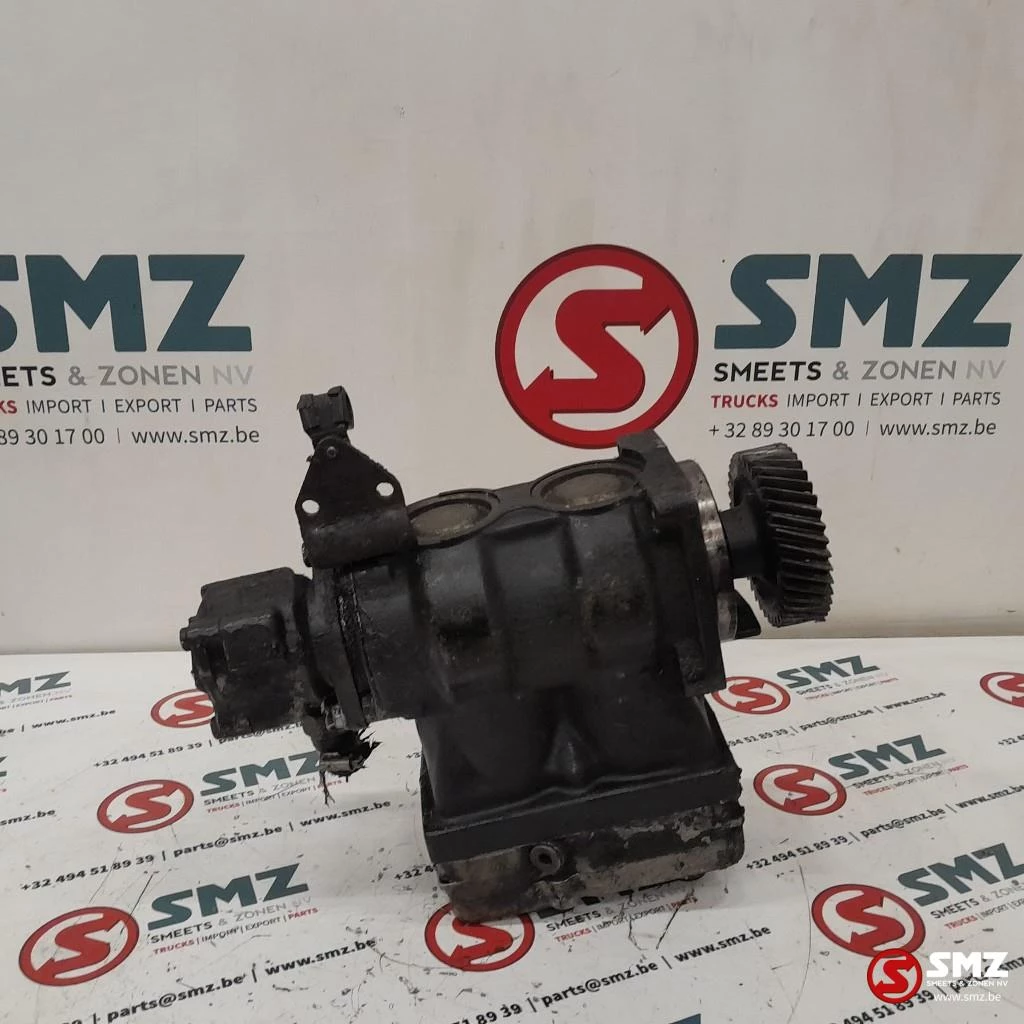 Mercedes-Benz - Occ luchtcompressor + servopomp OM906LA Mercedes afbeelding 1