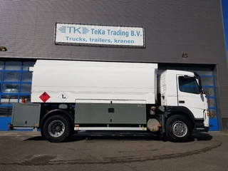 Volvo FM 9.340 2006 - Petrol, Diesel 17000 Ltr. 3 Compartementen obrazek 6