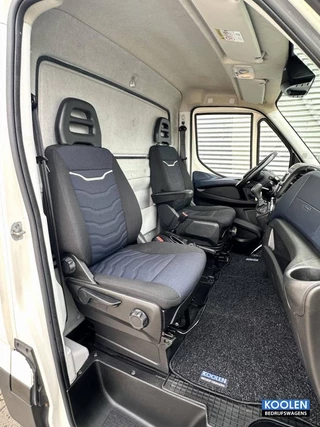 Iveco Daily 2021 - 35S16V 2.3 410 Bakwagen met laadklep automaat image 16