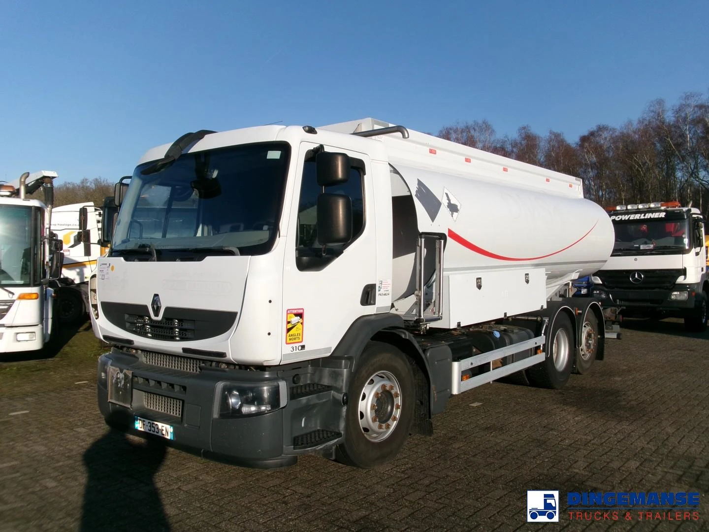 Renault 19 2014 - Premium 300 6x2 fuel tank m3 / 5 comp / ADR 31/08/24 imagen 1