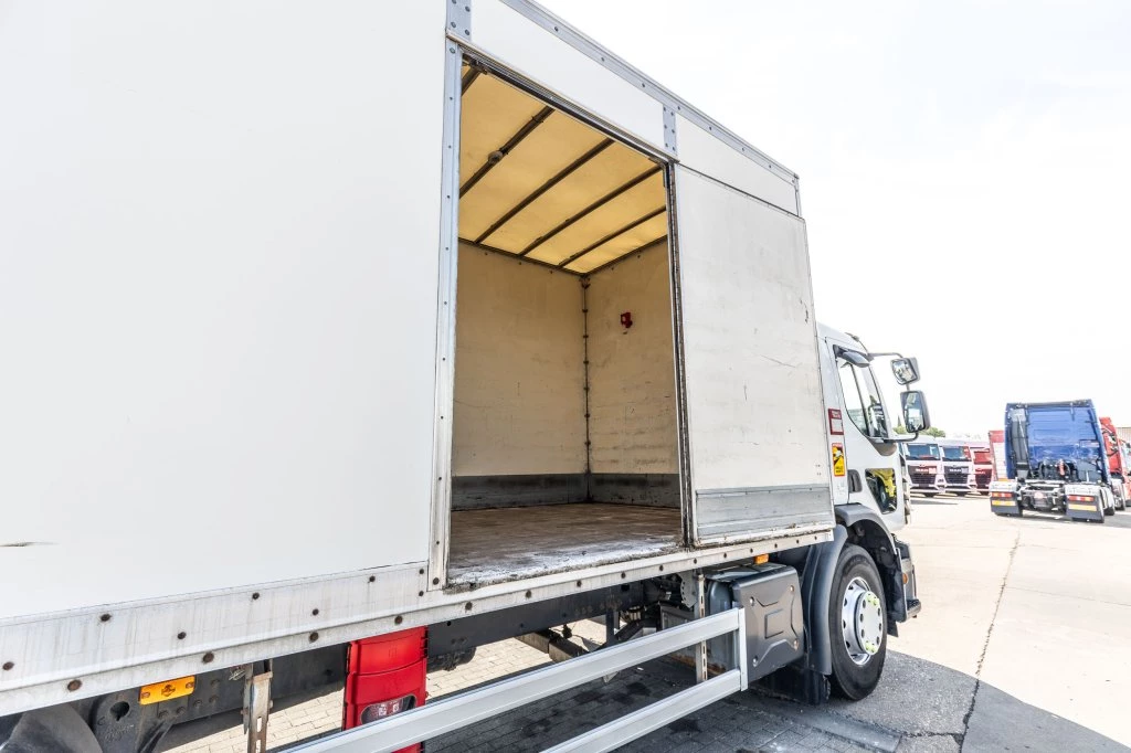 Renault 2015 - D26.320-6x2+DHOLLANDIA 2T. afbeelding 12