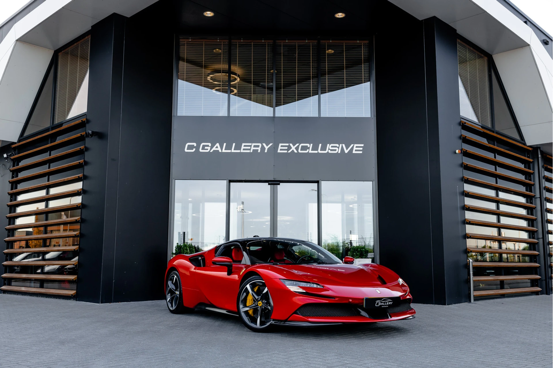 Ferrari SF90 Stradale 2024 - 4.0 V8 afbeelding 1