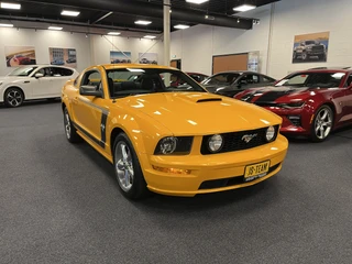 Ford Mustang 2009 - Coupe 4.6i V8 GT Premium 45th Anniversary Edition obrazek 82