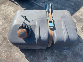 Mercedes-Benz N/A - A 9704710201 KUNSTSTOF BRANDSTOFTANK 180 LITER (120X80X60 CM) obrazek 1