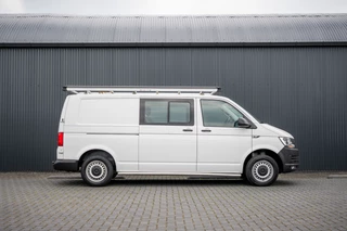Volkswagen Transporter 2017 - 2.0 TDI 4motion L2H1 | 150 PK | DC 6-Zits | 1e Eigenaar | Cruise | Zijschuifdeur R+L | Airco | Imperiaal | Trekhaak bild 7