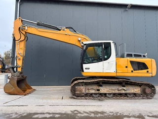 Liebherr N/A 2014 - R922 SLC image 2