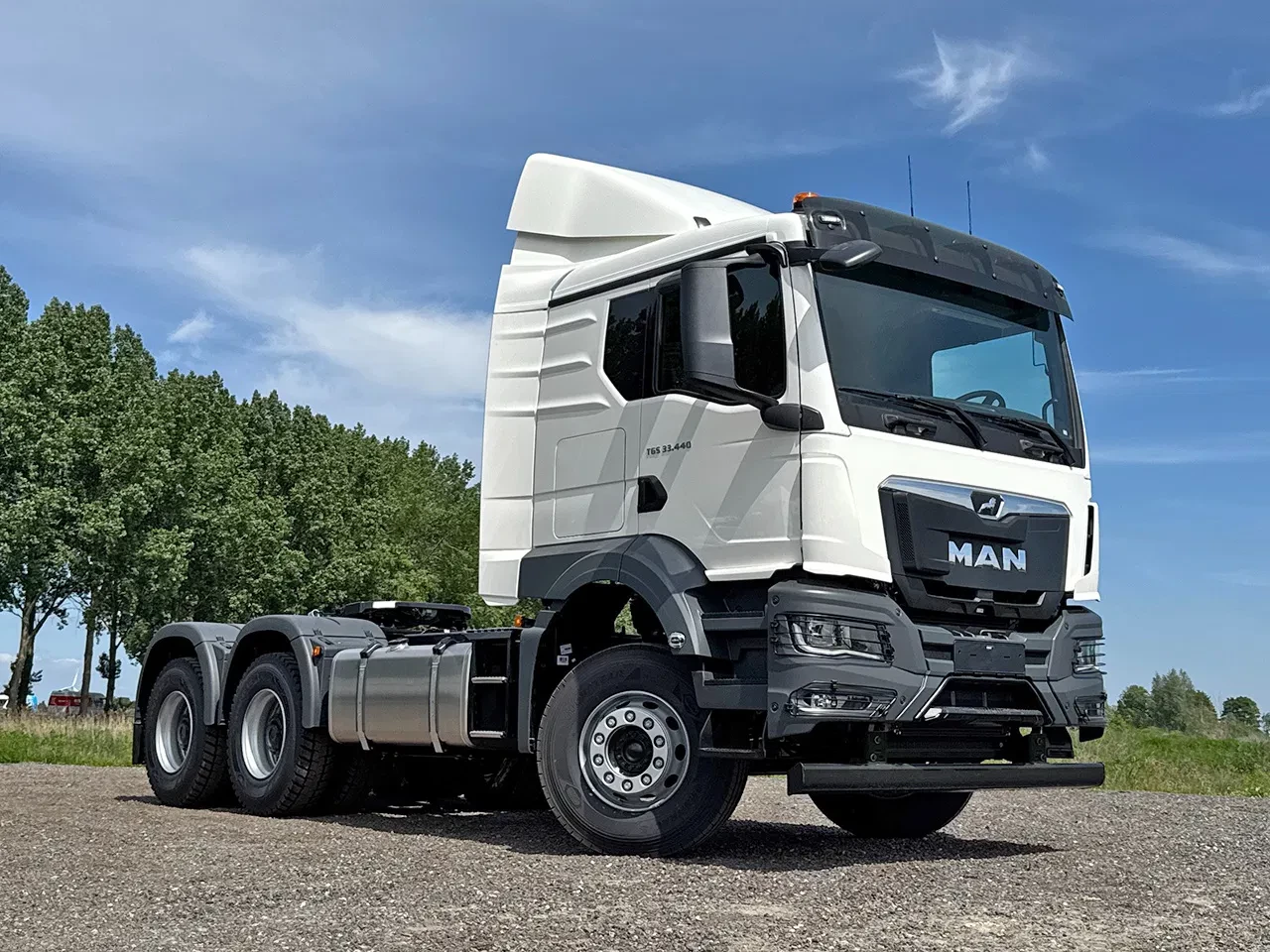 MAN TGS 2025 - 33.440 BB SA Premium Tractor Head (36 units) afbeelding 4