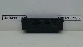 Mercedes-Benz - Heating, Ventilation & AC Kachelbediening MB MP4 afbeelding 2 miniatuur
