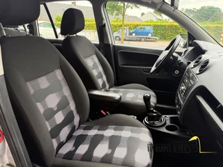 Ford Fusion 2011 - 1.4-16V Cool & Sound obrazek 7