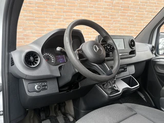 Mercedes-Benz Sprinter 2023 - 315CDI 150PK L2H2 / M-Bux / Carplay / Camera / Euro6 afbeelding 2 miniatuur