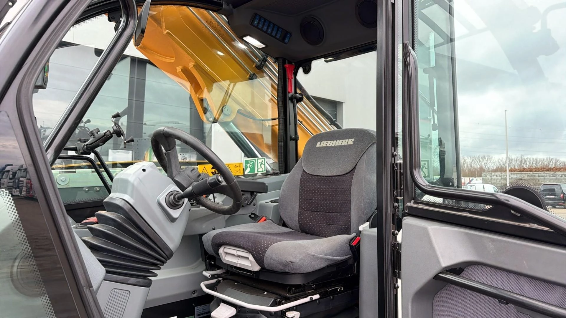 Liebherr T42-7S 2024 immagine 14